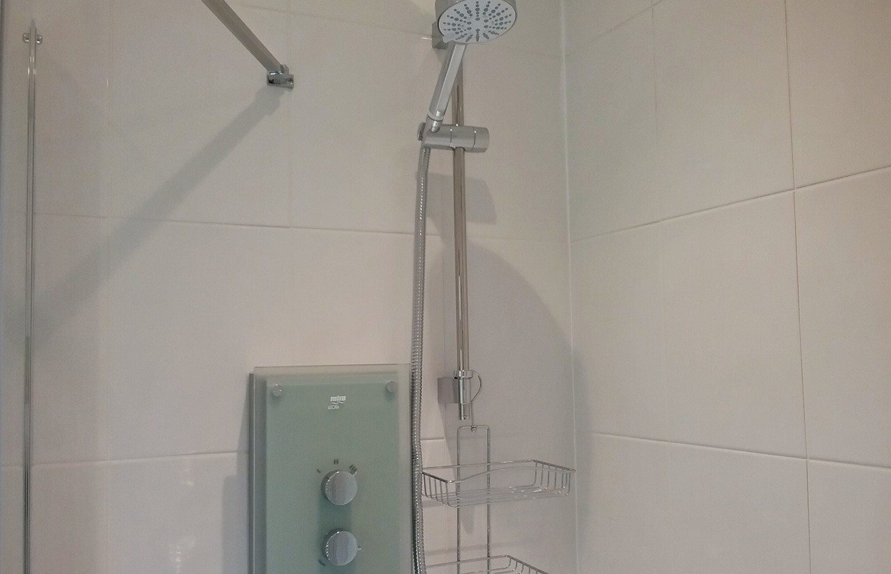 garden view room shower unit